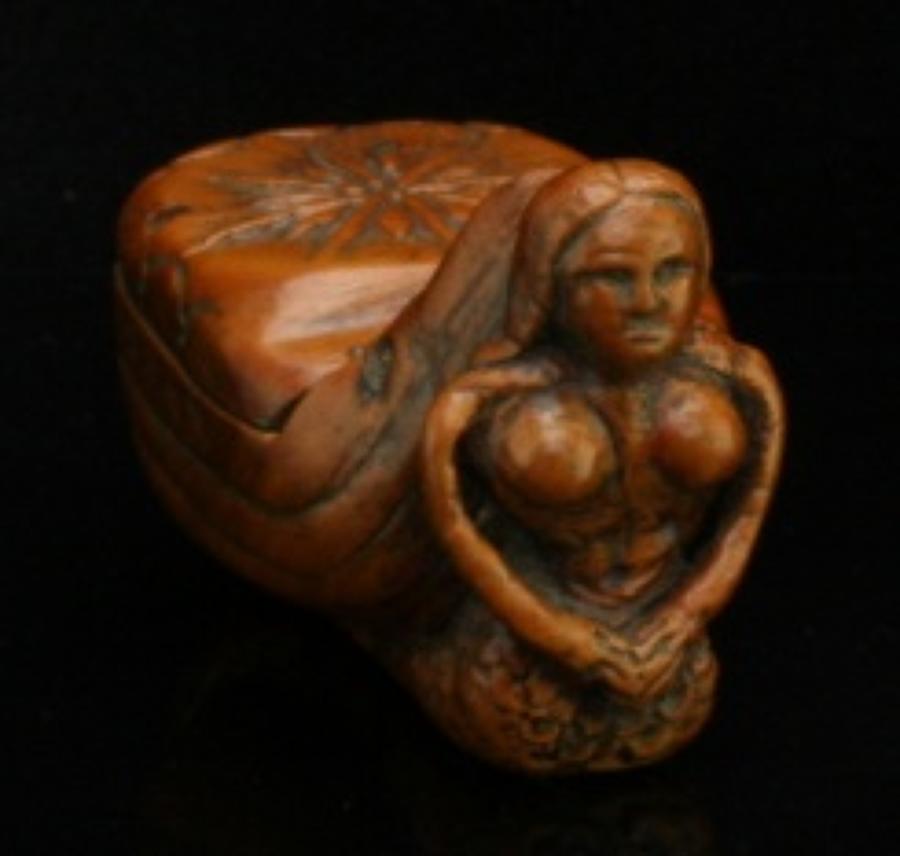 Mermaid snuff box early 19th century