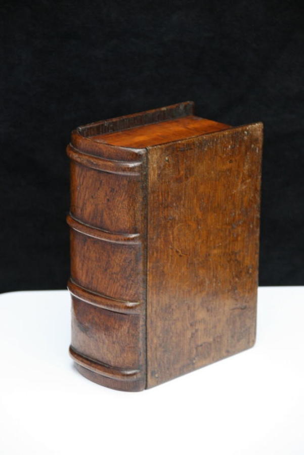 Large Treen Book box 