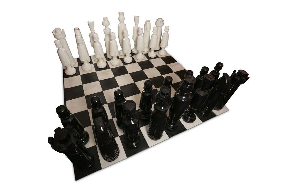 Large Garden / outdoor Chess Set and Board